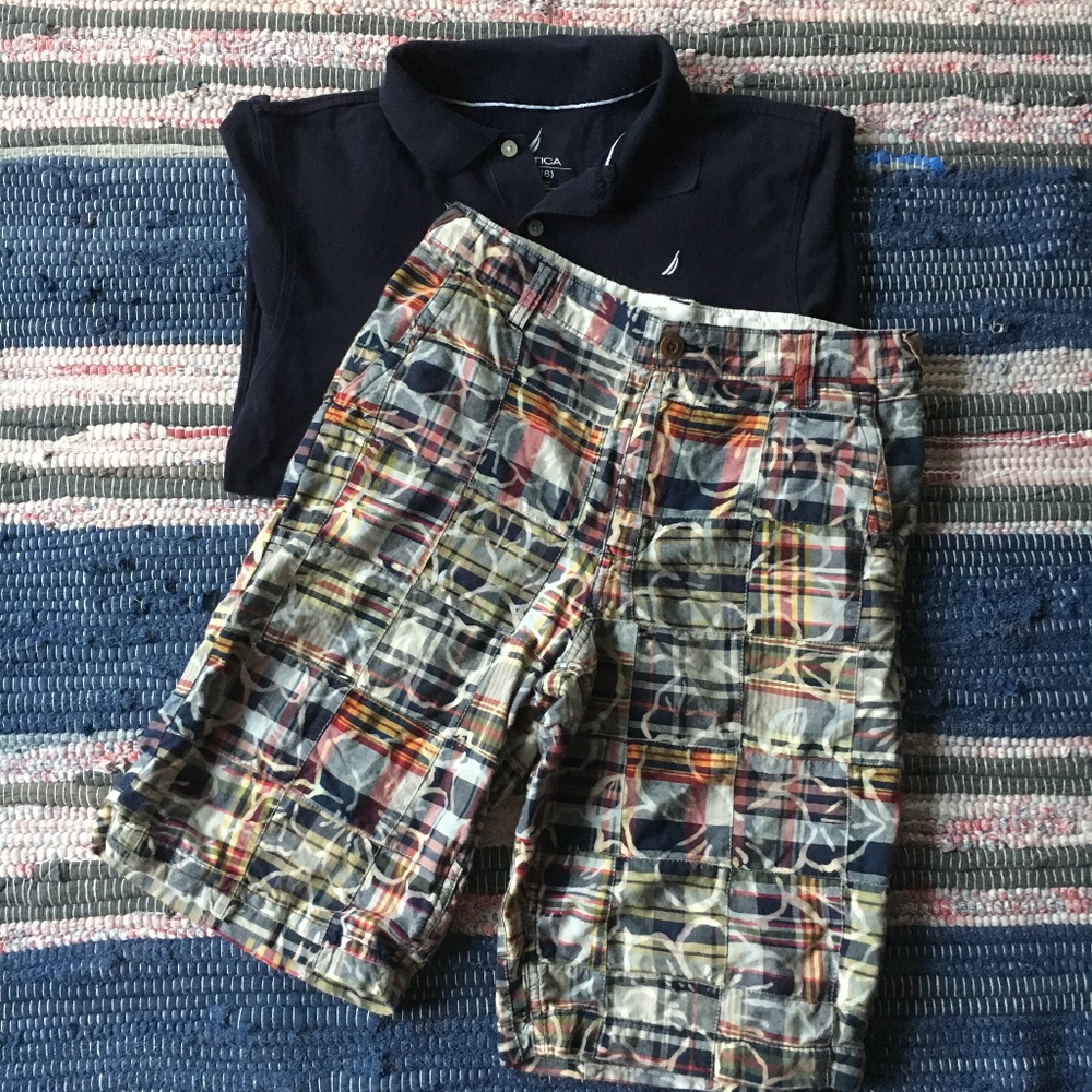 Boy's Old Navy Tropical/Hawaiian Bermuda Shorts